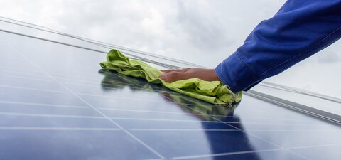 Photovoltaik-Reinigung gegen den Ertragsverlust